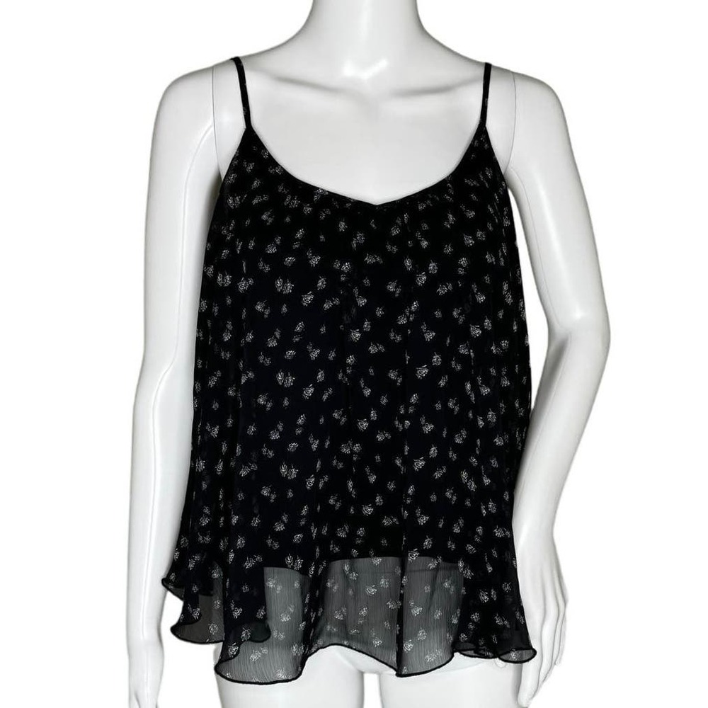 Express Shirt Womens Medium Black White‎ Floral Flower Blouse Casual Romantic